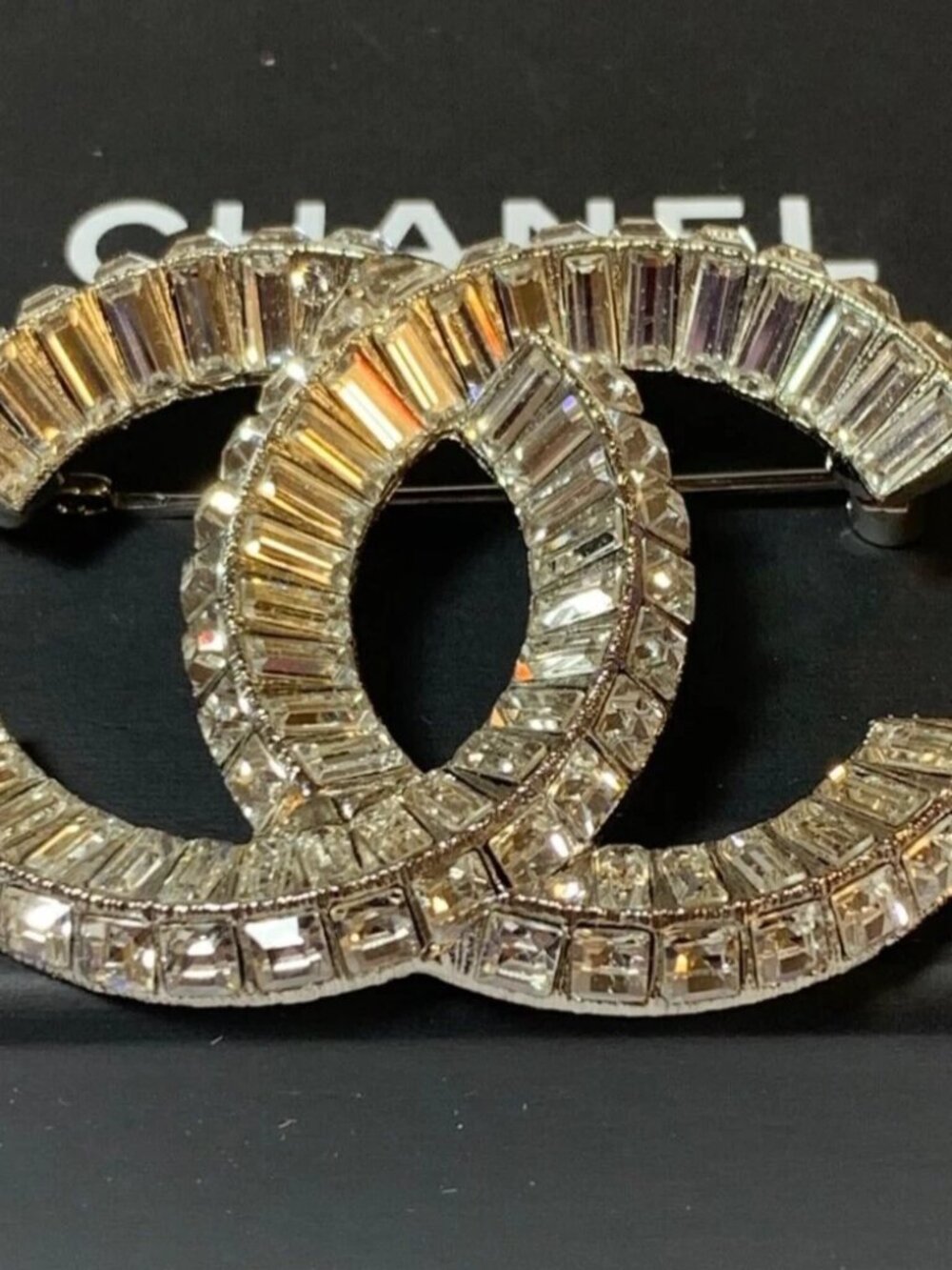 CHANEL Baguette Crystal CC Brooch